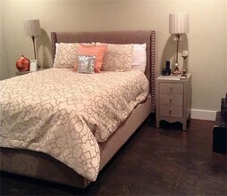 2423 Roufa Rd in Houston, TX - Building Photo - Building Photo