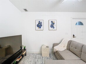 3025 Long St in Orlando, FL - Building Photo - Building Photo