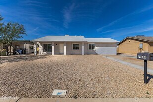 19818 N 5th Dr in Phoenix, AZ - Building Photo