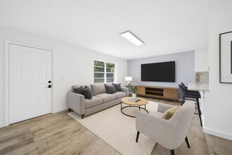 34815 Gardenia Way in Ridge Manor, FL - Building Photo - Building Photo