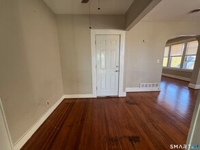 164 French St in Bridgeport, CT - Building Photo - Building Photo