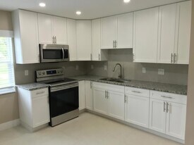 17024 89th Pl N in The Acreage, FL - Building Photo