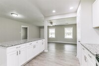 5118 Keystone St photo'