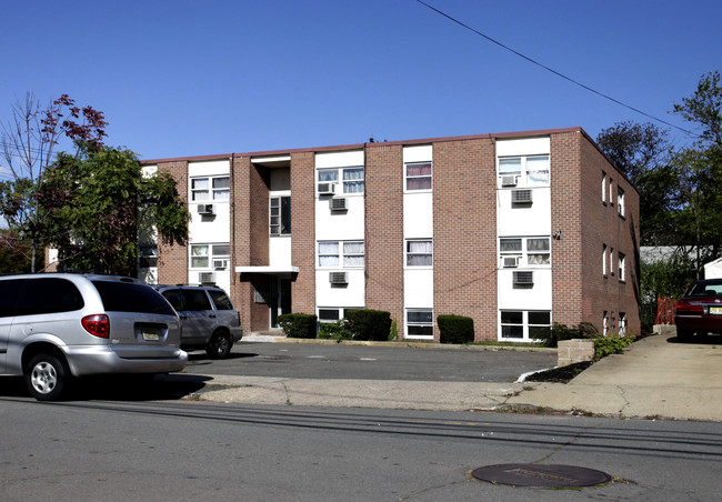 29 Charles St in New Brunswick, NJ - Building Photo - Building Photo