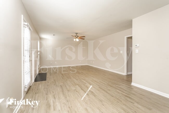 1050 Spruce Garden Dr in Rural Hall, NC - Building Photo - Building Photo