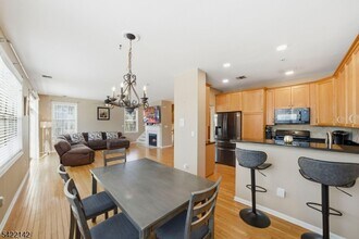 154 George Russell Way in Clifton, NJ - Building Photo - Building Photo