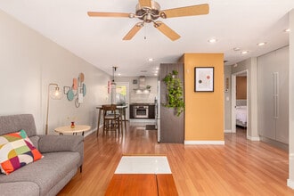 1850 E Maryland Ave in Phoenix, AZ - Building Photo - Building Photo