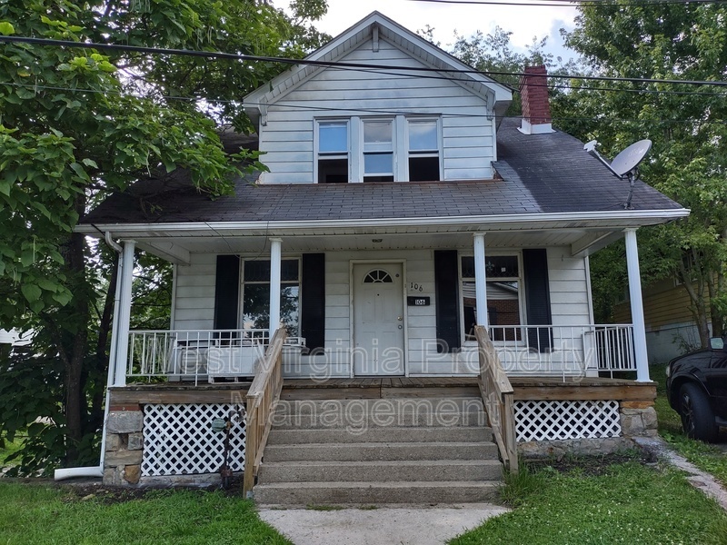 106 Adkins St in Beckley, WV - Building Photo