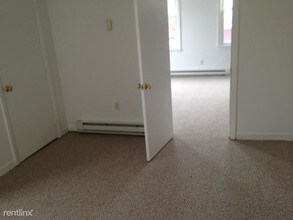 521 Cambridge St-Unit -# 2 in Cambridge, MA - Foto de edificio - Building Photo