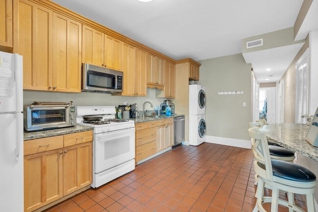 property at 5 Sachem St