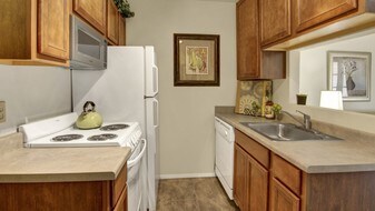 Country Club Verandas Apartments