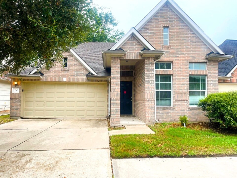 13542 Forest Gully in Houston, TX - Building Photo