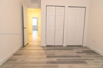 3434 W 104th Terrace in Hialeah, FL - Building Photo - Building Photo