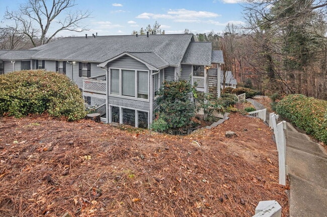 1306 Natchez Trace in Atlanta, GA - Building Photo - Building Photo