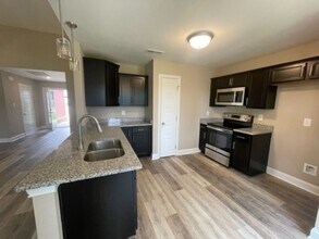 1228 Cardinal Crk Dr in Clarksville, TN - Building Photo - Building Photo