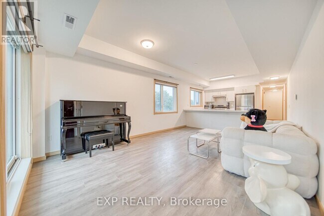 60 Morecambe Gate in Toronto, ON - Building Photo - Building Photo