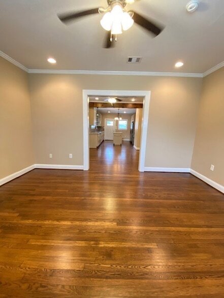 1419 Lombardy St in Houston, TX - Building Photo - Building Photo