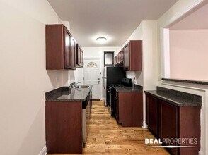 3827.5 N Fremont St in Chicago, IL - Building Photo - Building Photo