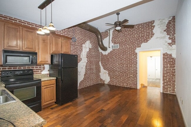 property at 10 N 10th St