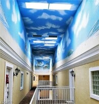 12505 McGregor Blvd in Ft. Myers, FL - Building Photo