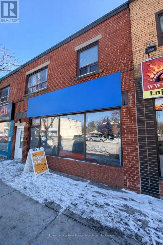 property at 237 Lakeshore Rd E
