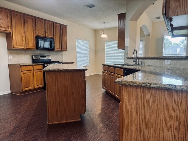 property at 3623 Pine Valley Dr