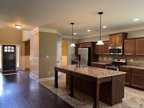 104 Jared Court in Kathleen, GA - Building Photo - Building Photo