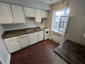 Canterbury Court Apartments in Buffalo, NY - Foto de edificio - Building Photo