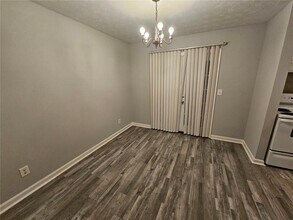 5642 Estates Ct in Norcross, GA - Building Photo - Building Photo