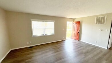 9148 Rochelle Dr in Indianapolis, IN - Building Photo - Building Photo