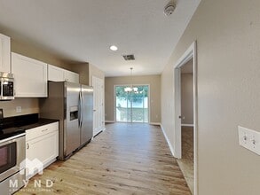 3217 Spooner Dr in Plant City, FL - Building Photo - Building Photo