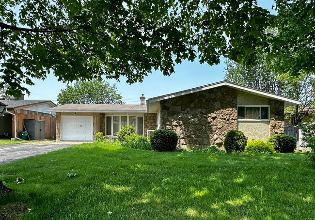 property at 25 Ashburn Dr