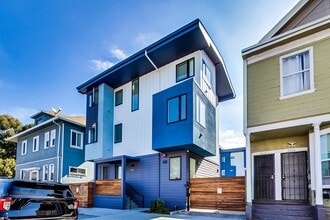 ArtHaus Northgate in Oakland, CA - Building Photo - Building Photo