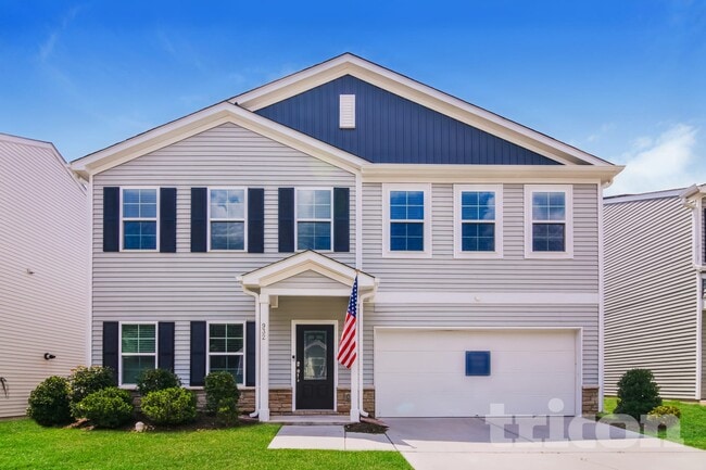 property at 932 Peninsula Pl