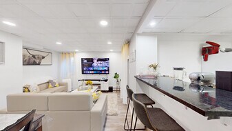 99 Glenville Ave, Unit 15-B5 in Boston, MA - Building Photo