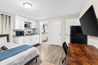 3602 E Genesee St, Unit SI ID1244340P in Tampa, FL - Foto de edificio - Building Photo