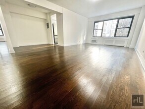 EAST 57 STREET, Unit 7C in New York, NY - Foto de edificio - Building Photo