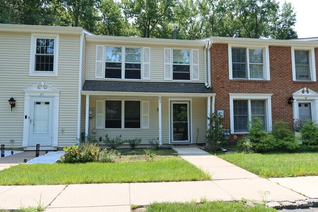 property at 63 Cottonwood Ct