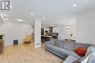 141 Maynooth Ct in Ottawa, ON - Building Photo - Building Photo