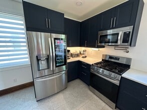 4315 Carrollton Ave in Indianapolis, IN - Foto de edificio - Building Photo
