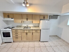 1178 Lincoln Rd in Windsor, ON - Foto de edificio - Building Photo