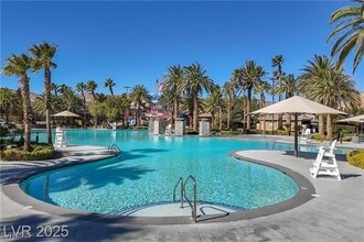 278 Duck Hollow Ave in Las Vegas, NV - Building Photo - Building Photo