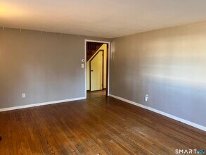 40 Lanesville Rd in New Milford, CT - Building Photo - Building Photo