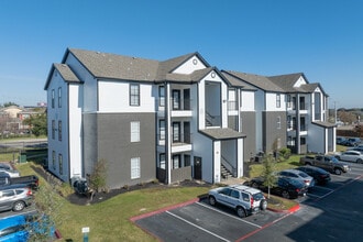 The Aria in College Station, TX - Building Photo - Building Photo