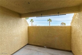 601 Cabrillo Cir in Henderson, NV - Building Photo - Building Photo