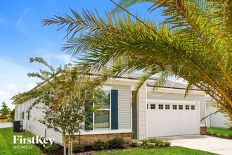 1503 Tropical Pine Cove, Unit P102 in Middleburg, FL - Foto de edificio - Building Photo