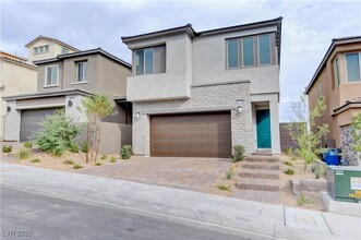 11840 Pelican Butte Ave in Las Vegas, NV - Building Photo - Building Photo