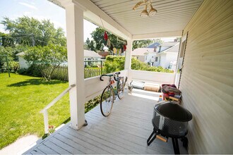 2025 Jenifer St-Unit -2 in Madison, WI - Building Photo - Building Photo