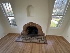 1217 Cottage Grove Ave in Glendale, CA - Building Photo - Building Photo