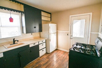 1501 S Avondale St in Amarillo, TX - Foto de edificio - Building Photo